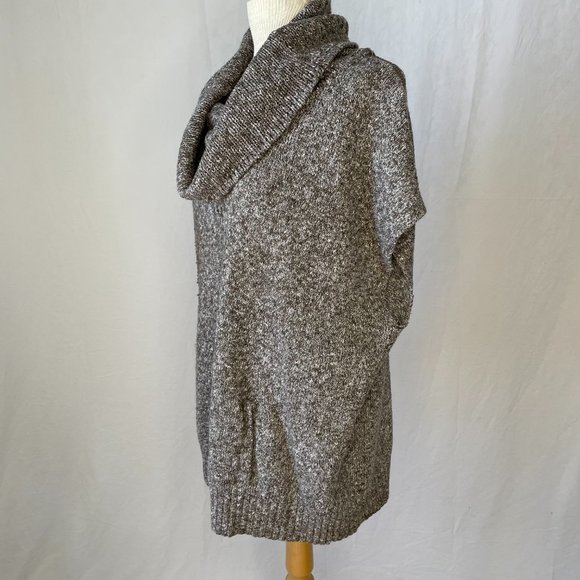 Revolution Grey Sweater Sleeveless Turtleneck Women's Size XL - Picture 6 of 11